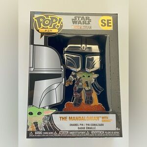 Funko POP! Enamel Pin Star Wars Mandalorian with Grogu Chrome SE Target